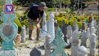 Cinta si penggali kubur, 'temani' pusara isteri setiap hari