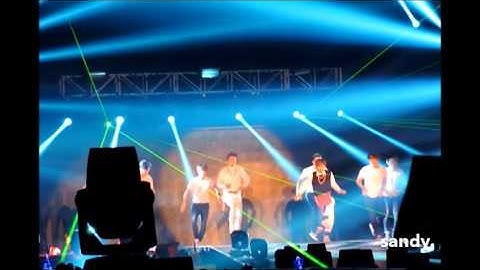 [fancam] 141108 Super Show 6 Hong Kong D&E 1+1=love, Motocycle,Hello,Oppa Oppa