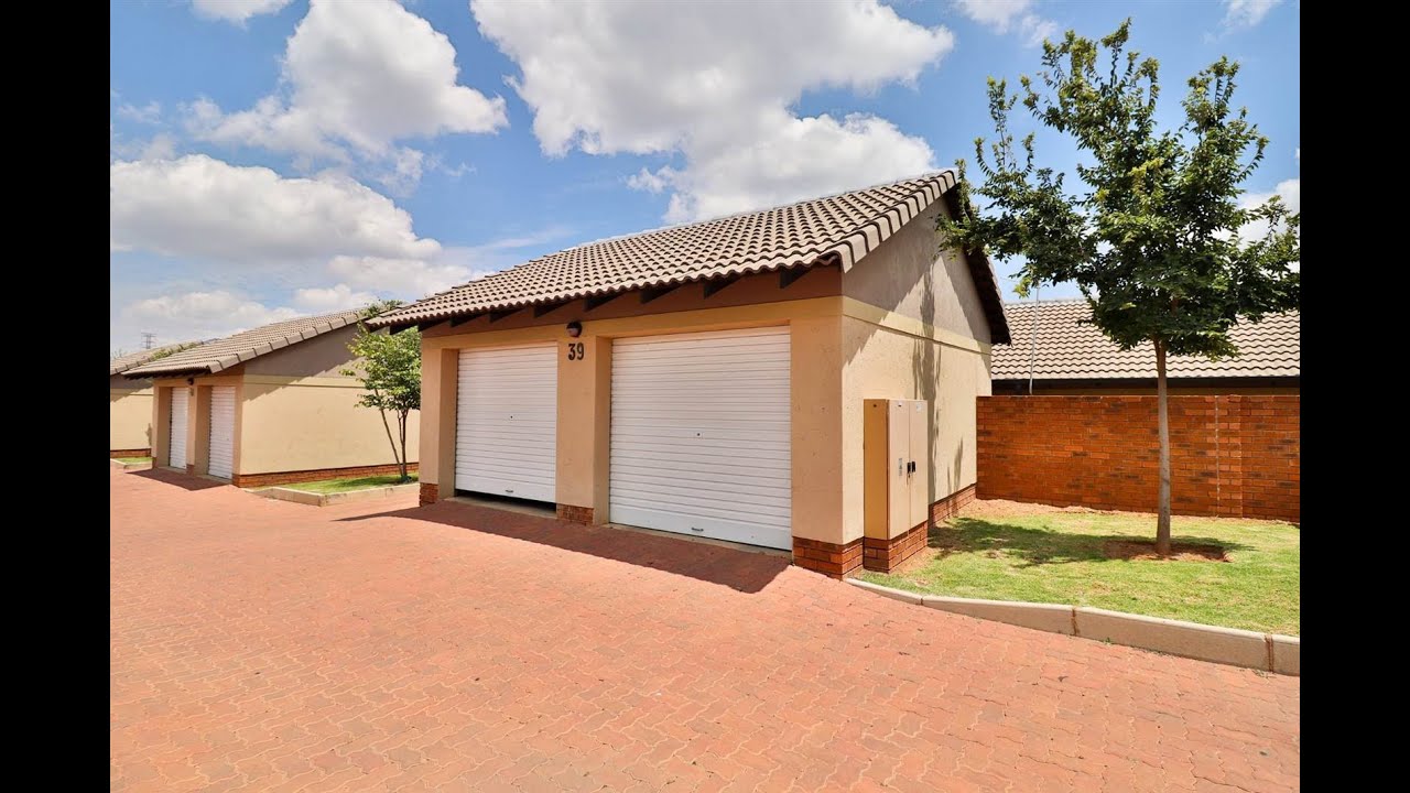 3 Bed Townhouse for sale in Gauteng Pretoria Pretoria Far East
