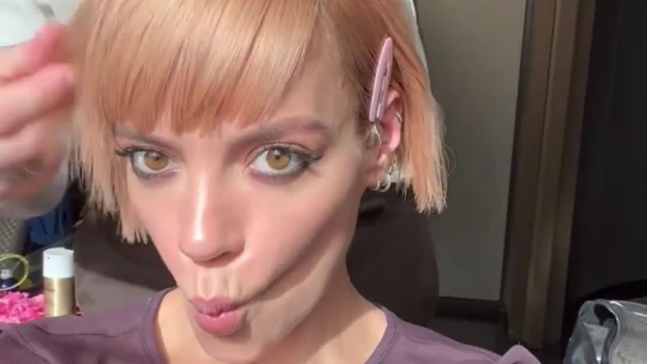 Lily Allen Vlogs Giorgio Armani’s Fashion Show | Milan