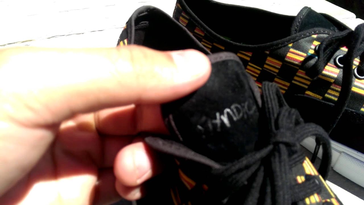 Shoe Review: Vans Syndicate x Sean Cliver Authentic Pro - YouTube