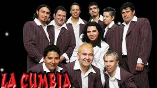 Video thumbnail of "La cumbia-Una flor en el camino"