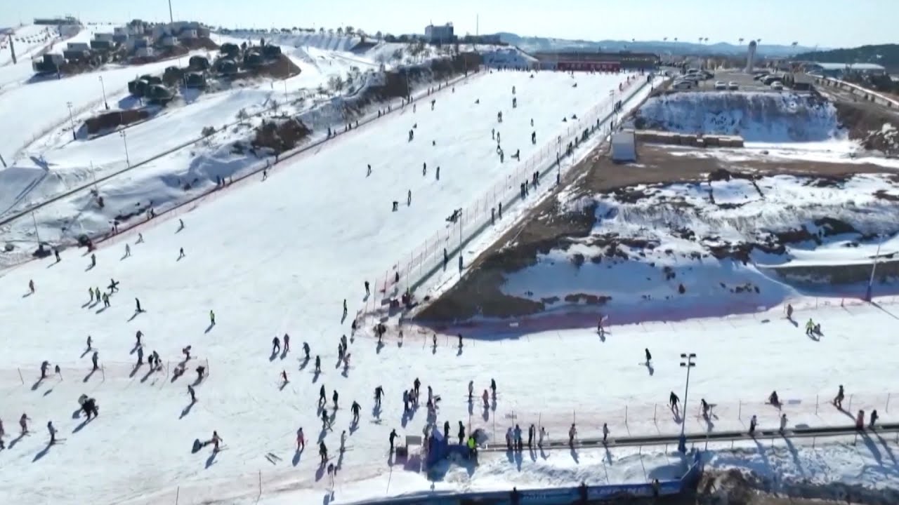 Ski resorts across China stir fiery passion for ice-snow enthusiasts