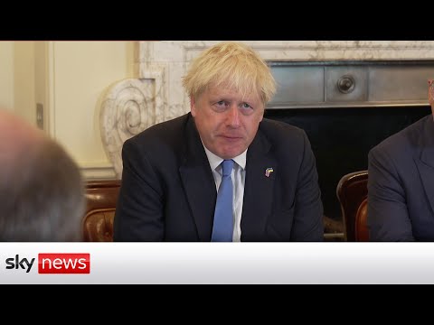 Boris Johnson hosts final Cabinet meeting