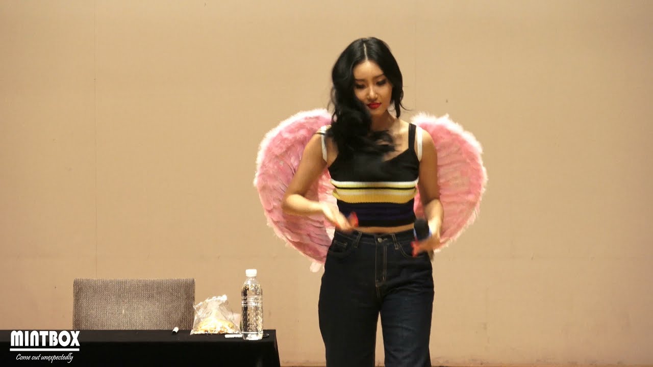 [4K] 170630 아트홀 봄 팬사인회 마마무 화사 직캠 (Mamamoo Hwasa Fancam)
