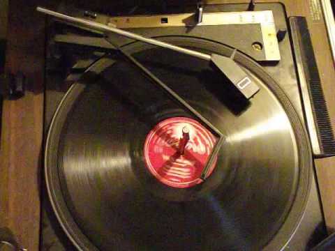 在 YouTube 上观看 Cosmo ‎– 494 Hal McIntyre And His Orchestra This Is The Night