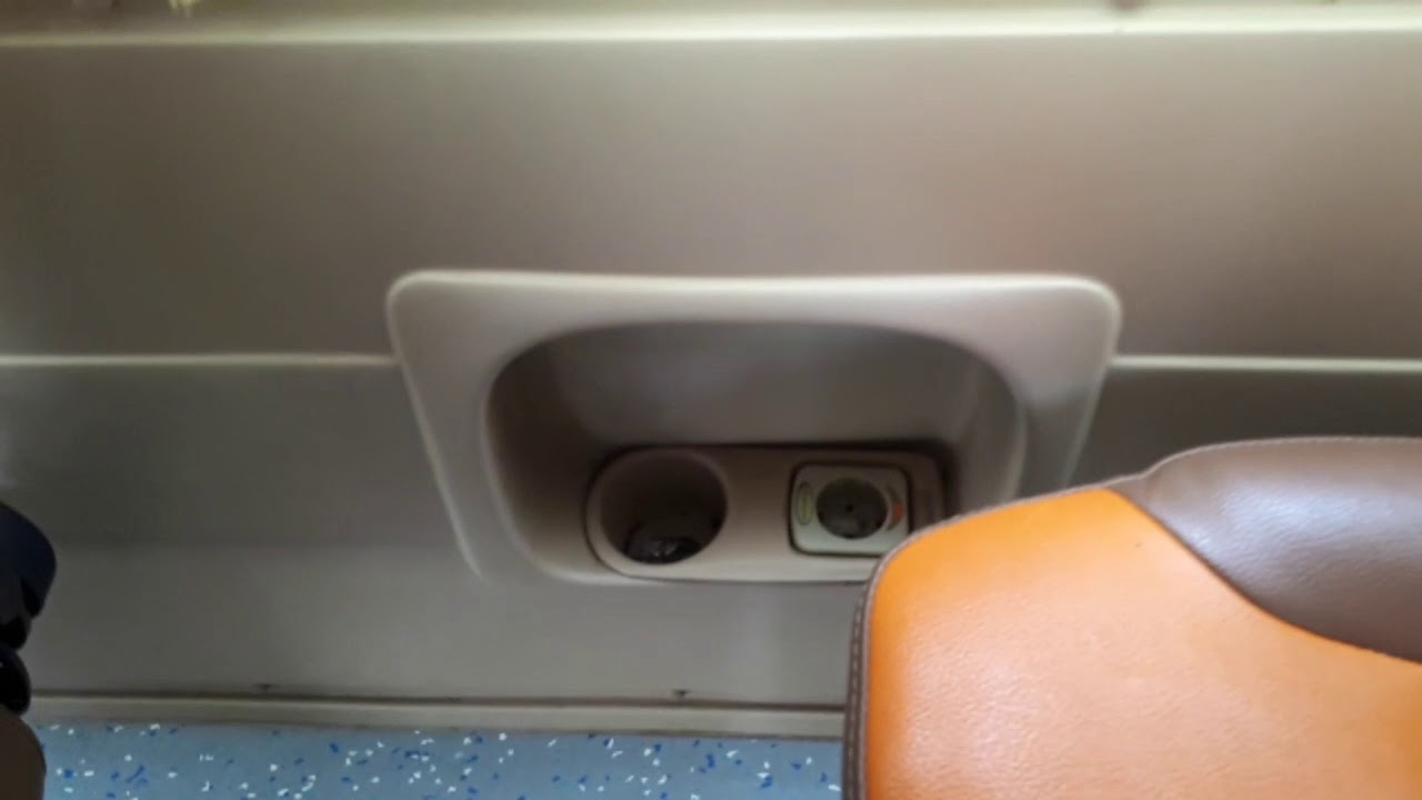 Elf kekinian punya purwakarta (Arsa Holiday) - YouTube