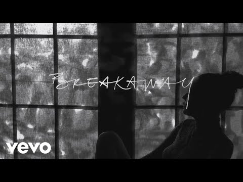 Lennon Stella - “Breakaway” // Lyric Video