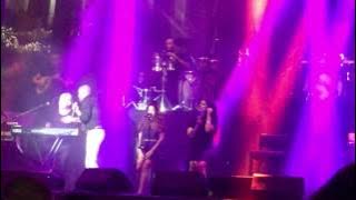 אייל גולן - לא פשוט להיות פשוט - היכל מנורה מבטחים 2017