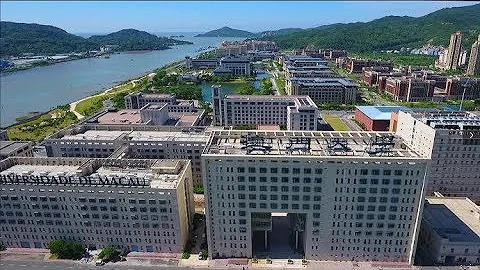 澳亞衞視：盛世蓮花下的澳門大學 - 天天要聞