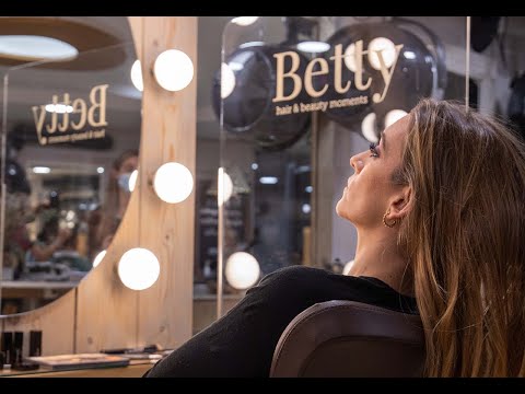 Una belleza consciente — vídeo de Betty Peluquerías