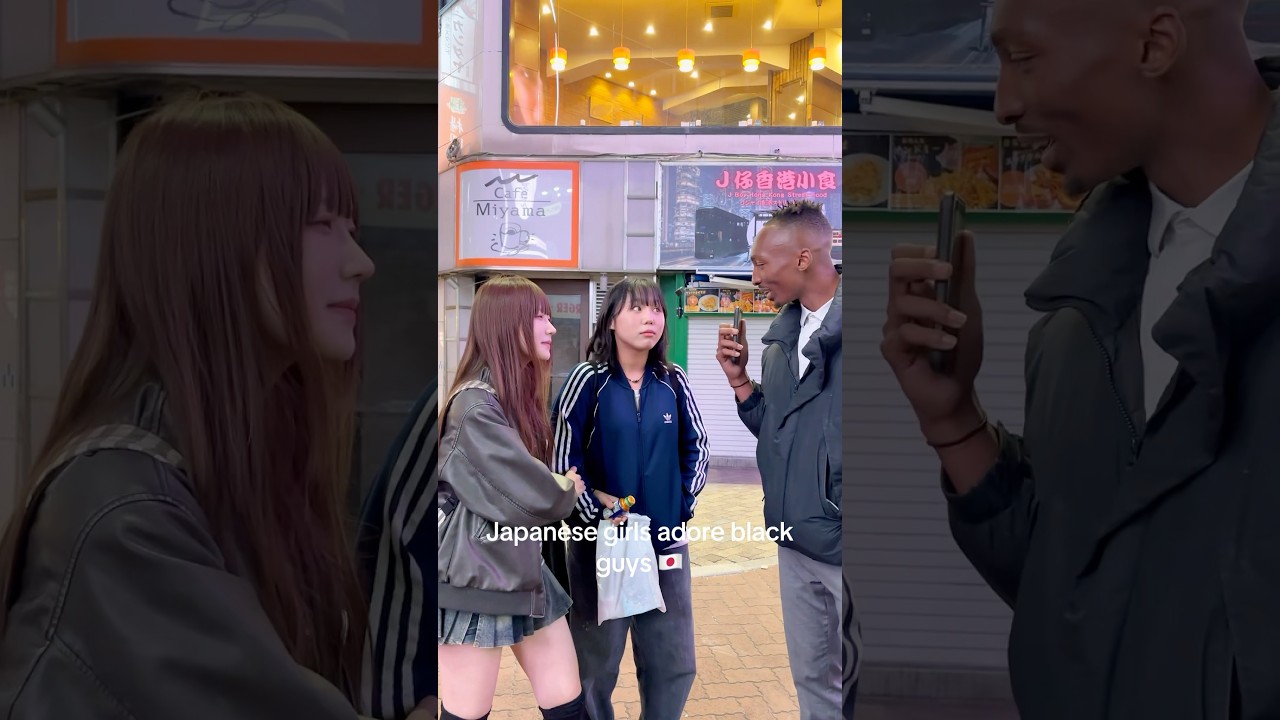 Japanese girls adore a black guy 😍