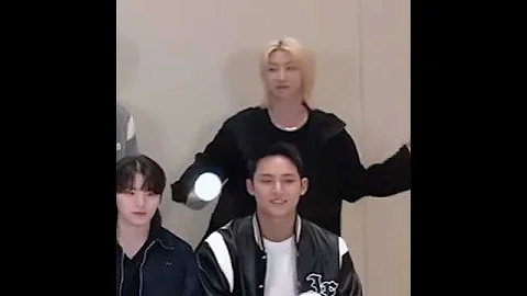 WE NEED TO SEE MYUNGHO DO GET A GUITAR CHOREO RIGHT NOWWWWW!! #seventeen #the8 #svt  #shorts