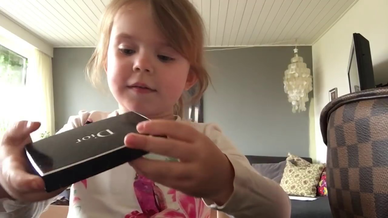 Sådan lægger jeg fest makeup - Makeup tutorial