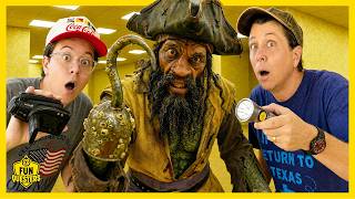 Giant Backrooms Monster! Captain Clark Chases Aaron in the Backrooms!
