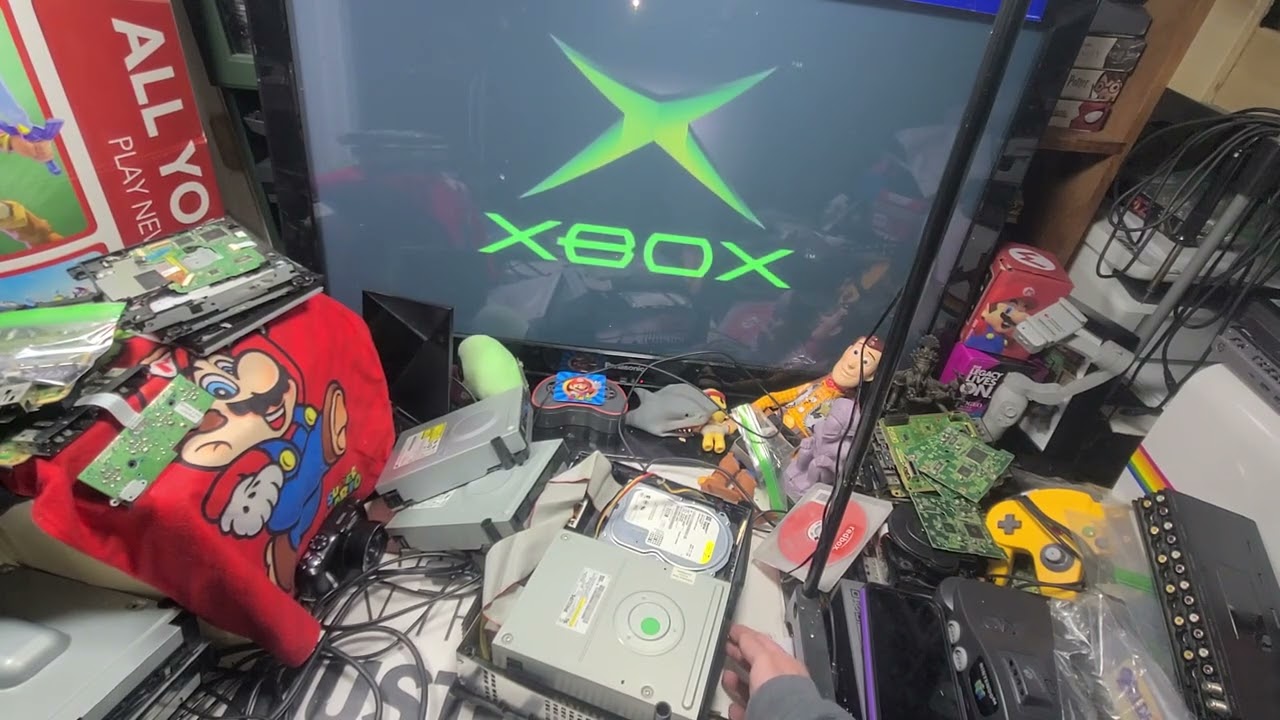 Testing 01-05 Original Xbox Disk Drives.