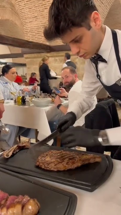 Нусрет Гранд базар, Стамбул, Nusr-Et Steakhouse Sandal Bedesteni ...