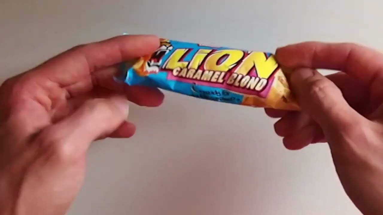 Lion double caramel (Can you handle the extra caramel) (taste test