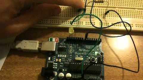 Arduino: Blinking LED when button is pressed