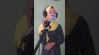 Fatin Memilih Setia Meycha Claudia