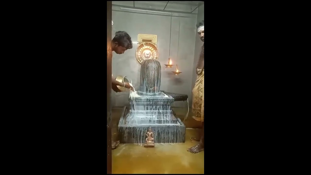 அய்யம்பாளையம் ஸ்ரீ மங்களாம்பிகை உடனுறை ராஜராஜ சோழீஸ்வரர் திருக்கோயில் சனி மஹா பிரதோஷம் 🙏🙏