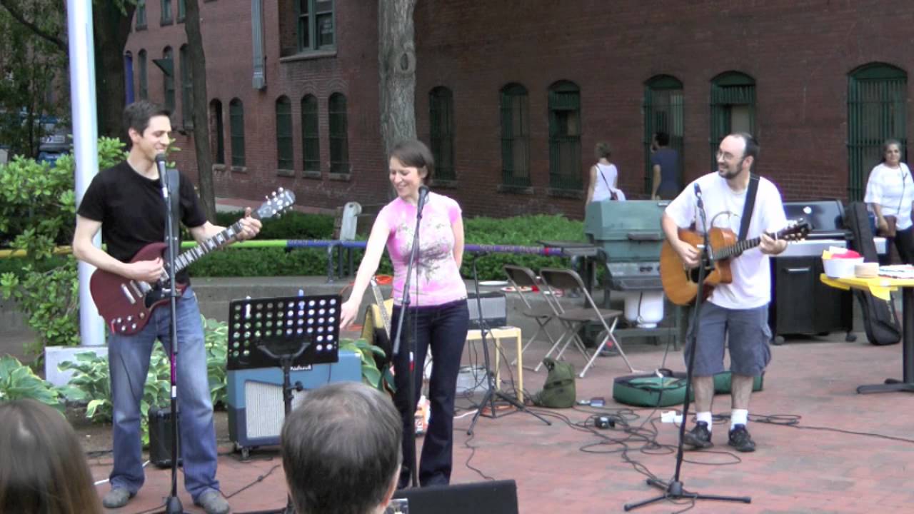 Abigail and Mark Hillman and Dave Chalfant - Yesterday's Girl