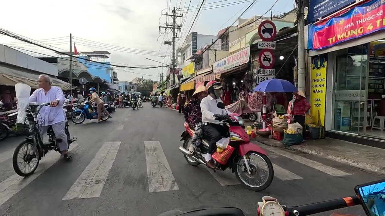 Đường Phố Buổi Sáng Mùng 08 Tết 2026 Từ Cầu Hàm Luông Đến Chợ Bến Tre #54