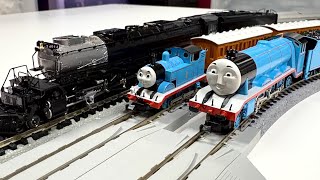 Thomas & Gordon Meet UP Big Boy #4014 Steam Locomotive! N Scale Kato Trains
