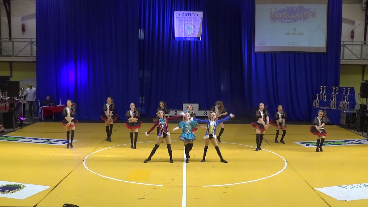 ROCK AND MAGIC SE, Hungary - VAD ANGYAL - juvenile formation - Nat. Champ. 2018