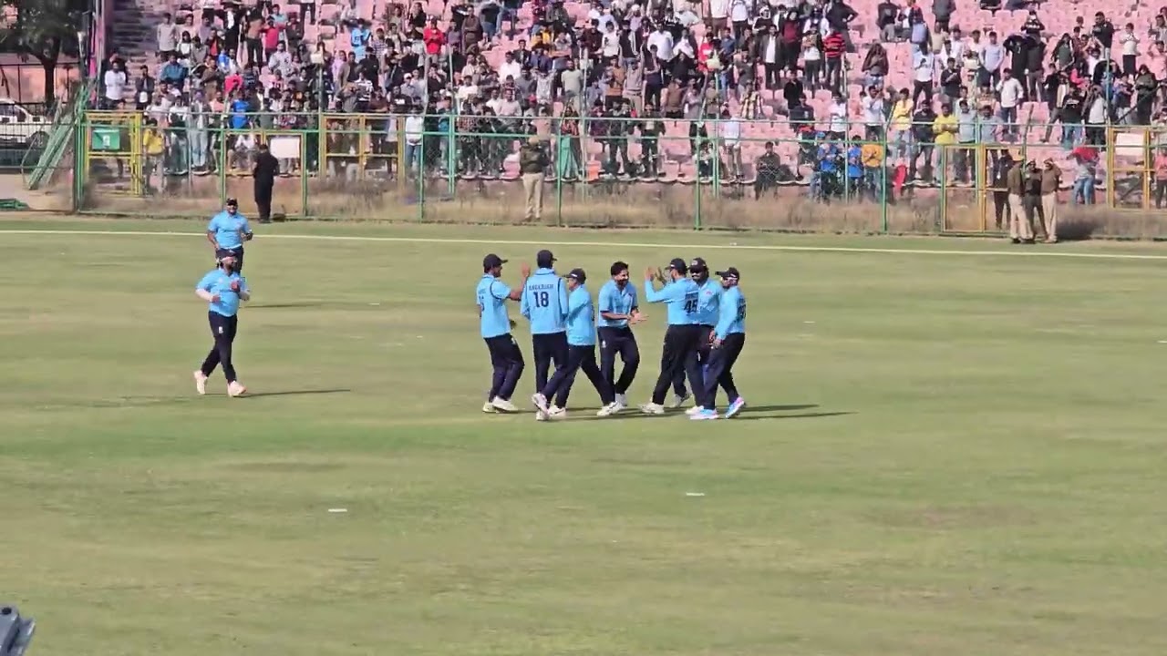 Rohitman amazing slip catch 🥰😍🤩😘