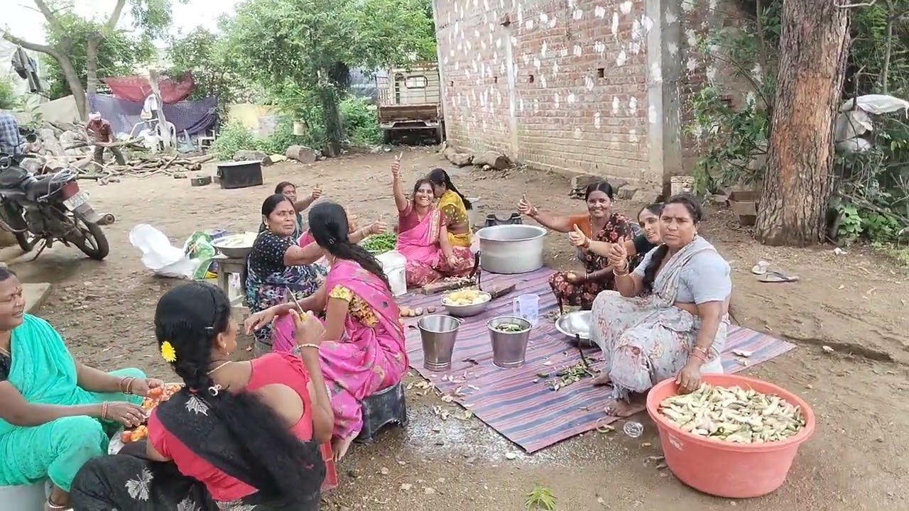 Devula balagam annadana karyakramam venayaka chevite 