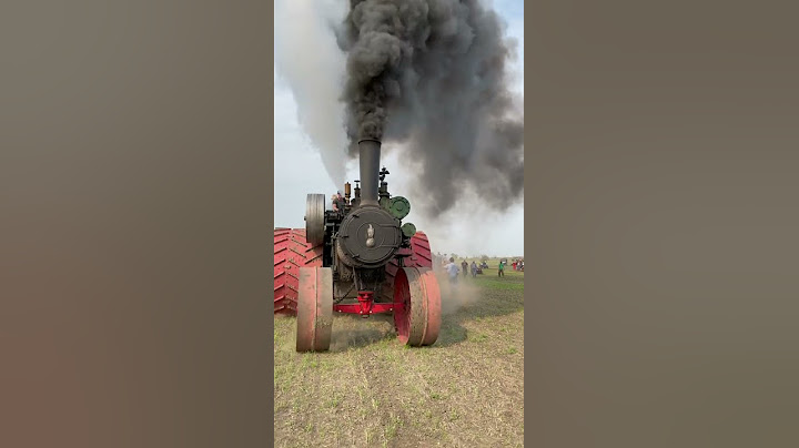 самый первый трактор