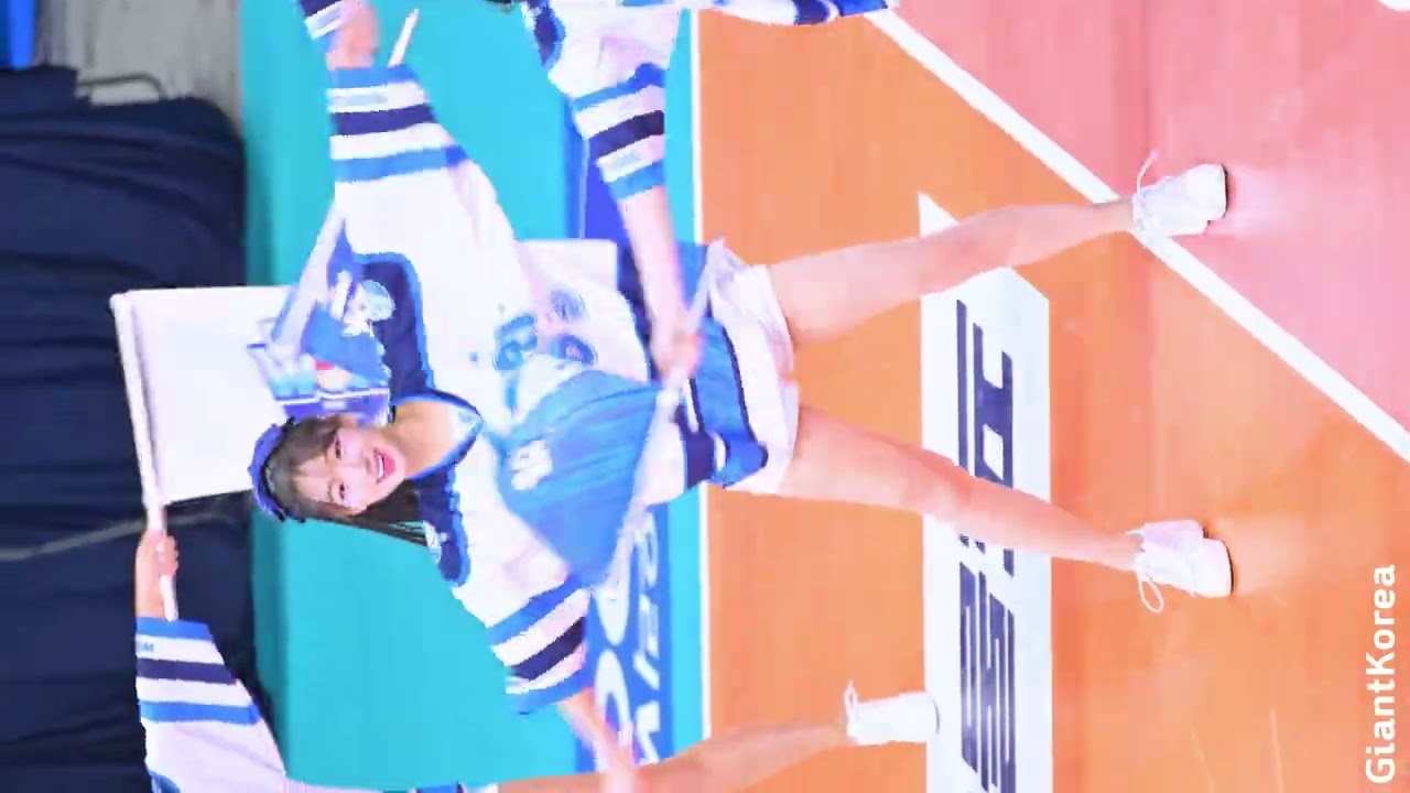 4K Fancam 우수한 치어리더 직캠 우리카드 무대공연 장충체육관 260225
