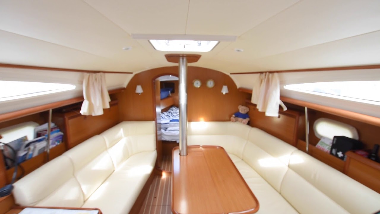 Jeanneau Sun Odyssey 35 for sale by YACHTS CO