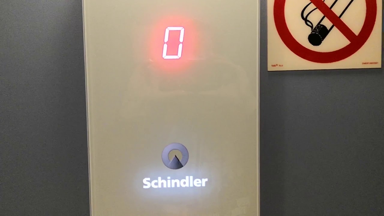 13x Winda Schindler 3300 MRL (w tym jedna zepsuta) Pilotów 19, 23, Gdańsk