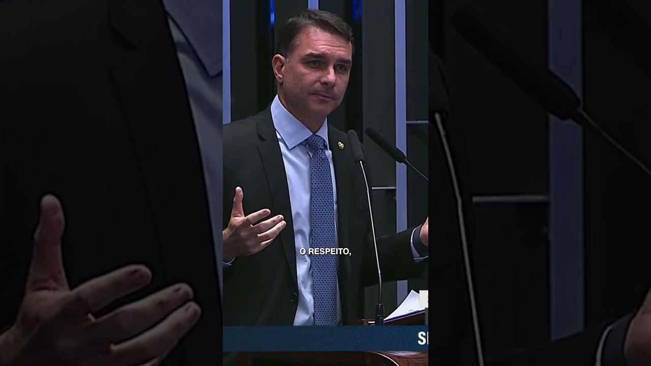 NOSSA DEMOCRACIA ESTÁ EM RISCO