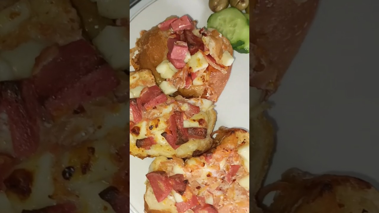 Ekmek pizza 🍕😋#pratiktarifler #recipe #food #foodie #cooking #foodie #pratikyemektarifleri