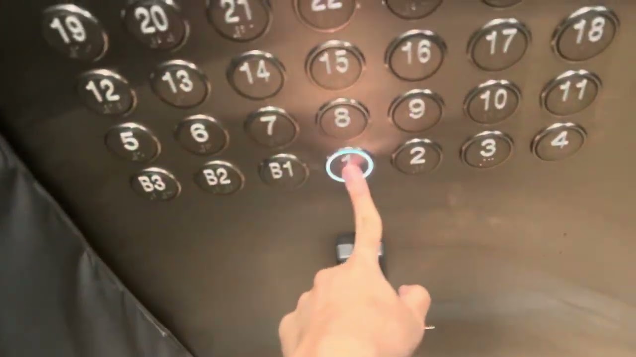 1992 Hitachi Fire Lift @ 16 Collyer Quay/Income@Raffles