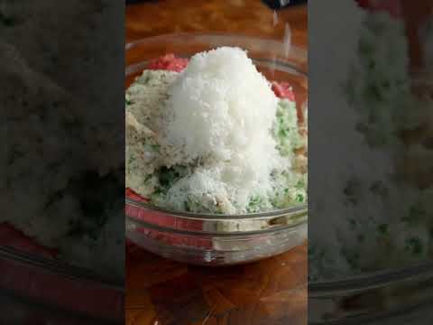 Masakan Terdiri Atas Daging Cincang Dengan Bawang Merah Dan Cuka