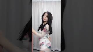 花椒直播 Hot Chinese BJ Sexy Dance 【miniskirt】