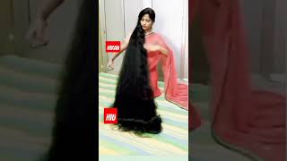 hairan hun main aapki julfon Ko dekhkar