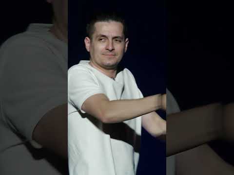 Romanii și româncele - STAND UP COMEDY SPECIAL