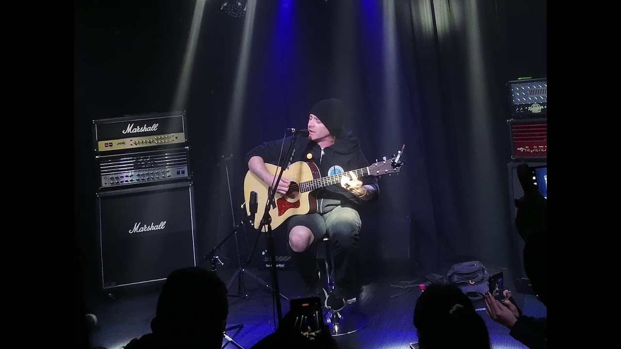 Michale Graves Acoustic Set + Meet & Greet Santiago, Chile 13 de julio de 2022 Salas