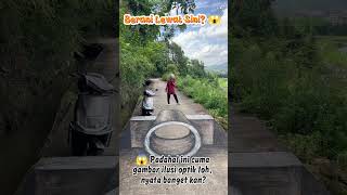 Gambar 3Dimensi Ini Bikin Jalan Kayak Pipa Raksasa! 😱🔥 #shortvideo #facts #fypシ゚viral