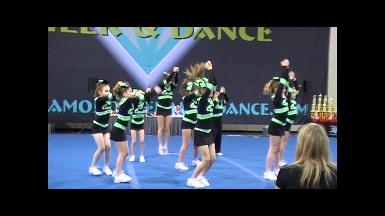 Cheer Camden Emeralds - Savannah Diamond Championship - YouTube