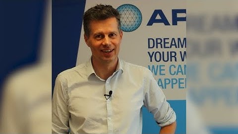 CLIP CLAP INTERVIEW - Thierry Van Geyseghem