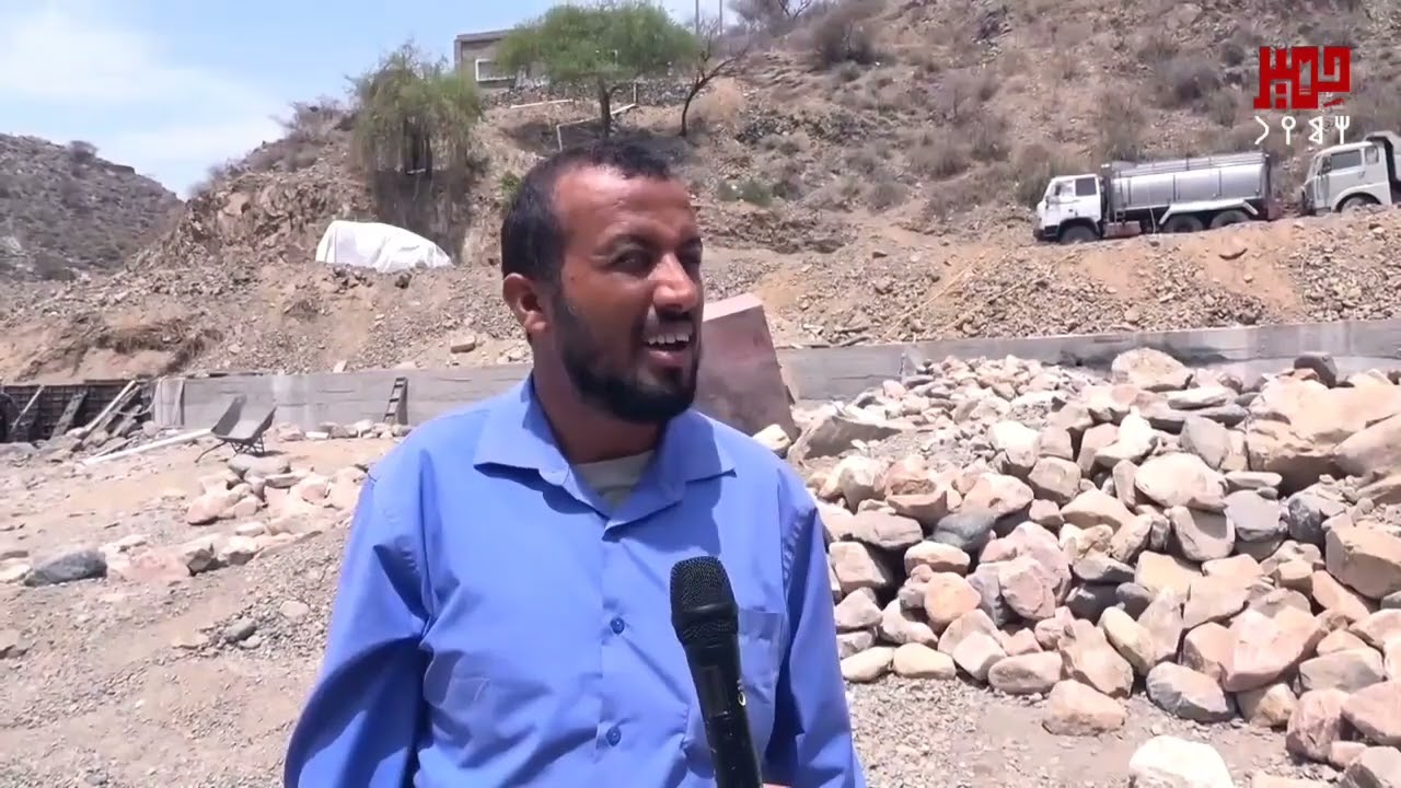 ترجمة لجهود الأهالي الأولى تتواصل الأعمال في المرحلة الأولى بمشروع طريق باتيس رصد معربان لبعوس