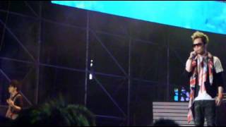 20111124 MP魔幻力量 高雄聖誕演唱會 夢時代 演唱-聖誕節
