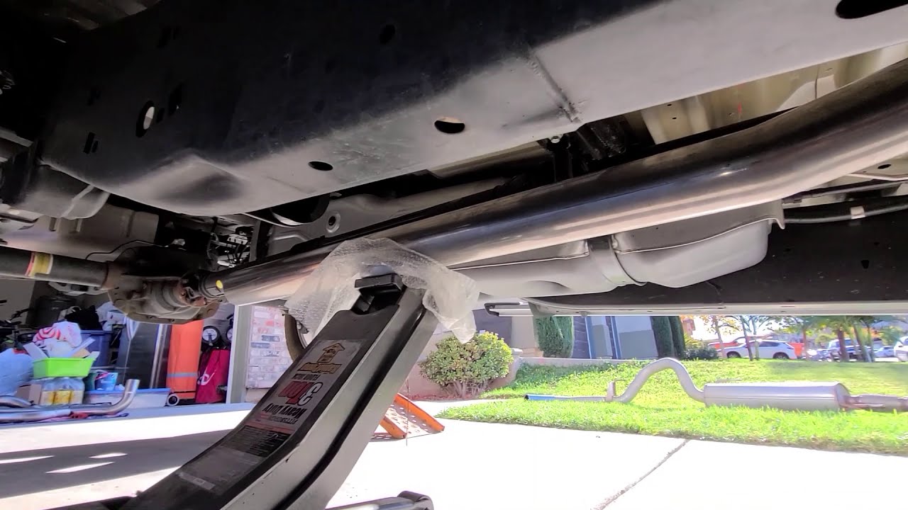 Ford F150 Truck Flowmaster Exhaust Upgrade Install and Sound
