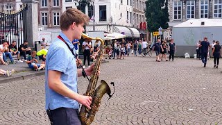 'Uptown Funk'  Street Musician Karsten Belt (Saxophone)